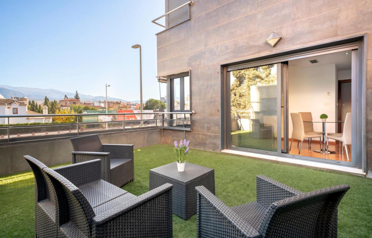 Апартаменты Enjoygranada Lujo Piscina Y Parking Экстерьер фото