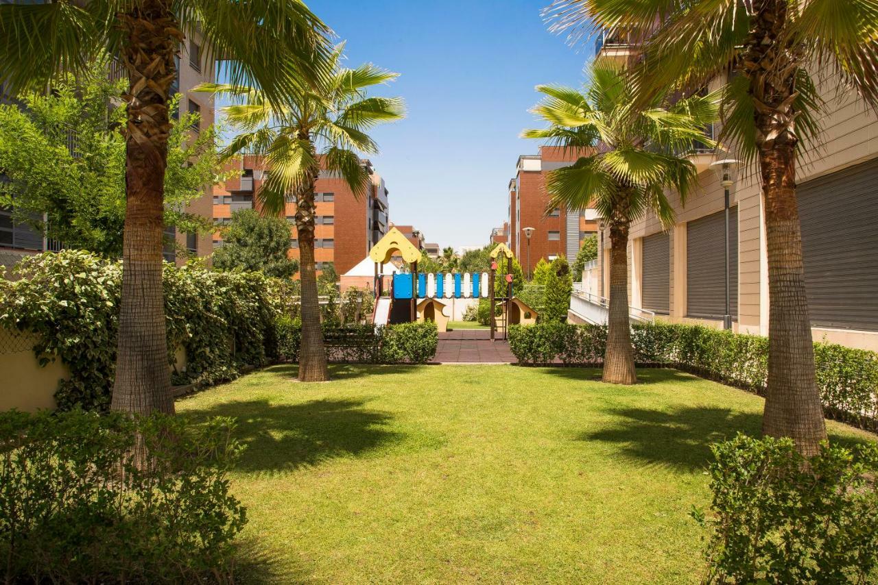 Апартаменты Enjoygranada Lujo Piscina Y Parking Экстерьер фото